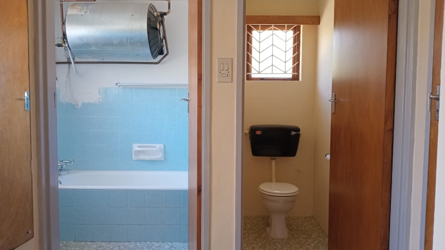 To Let 1 Bedroom Property for Rent in Kleinmond Western Cape